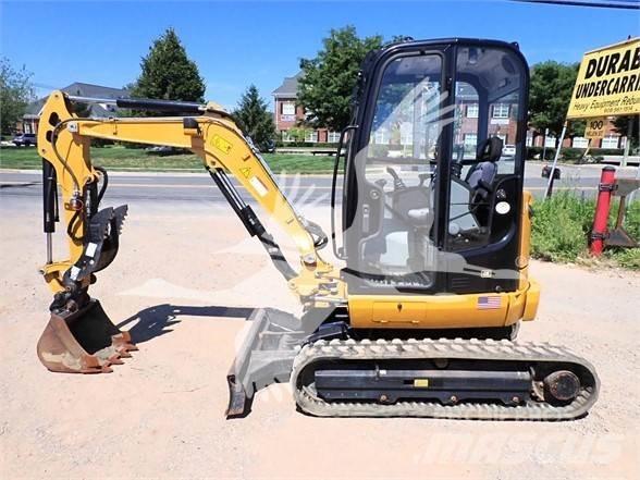 CAT 302.7D CR حفارات صغيرة أقل من 7 طن (حفارات صغيرة)