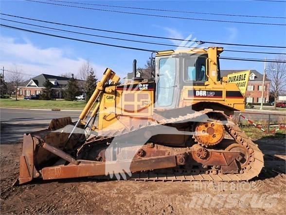 CAT D6R LGP II بلدوزرات مجنزرة