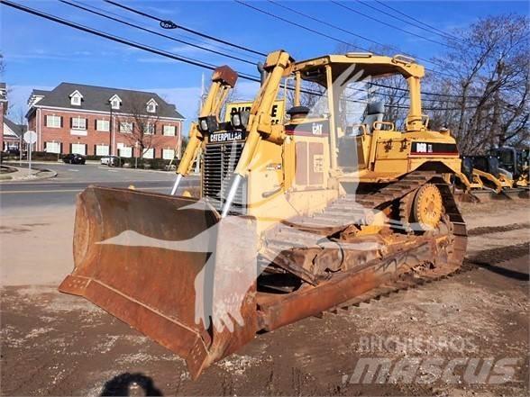 CAT D6R XL بلدوزرات مجنزرة