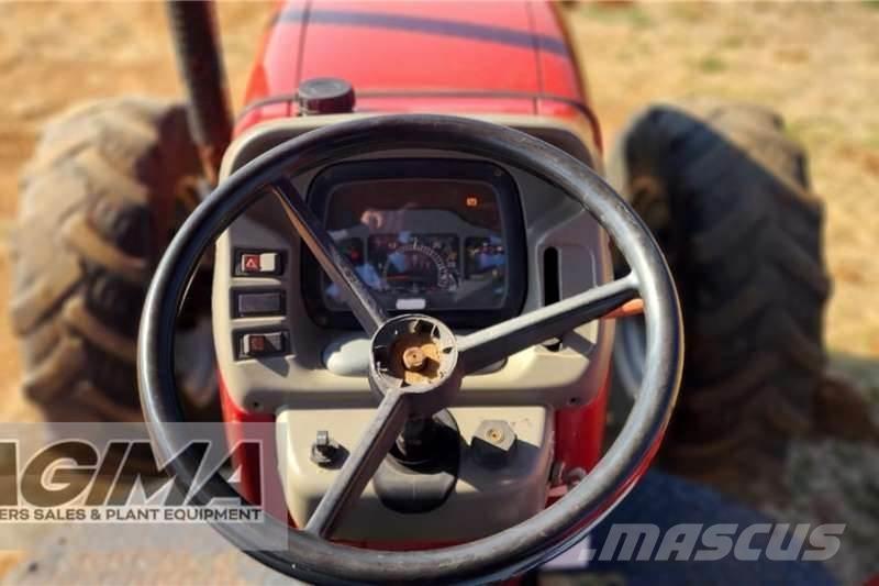 Case IH JX80 الجرارات
