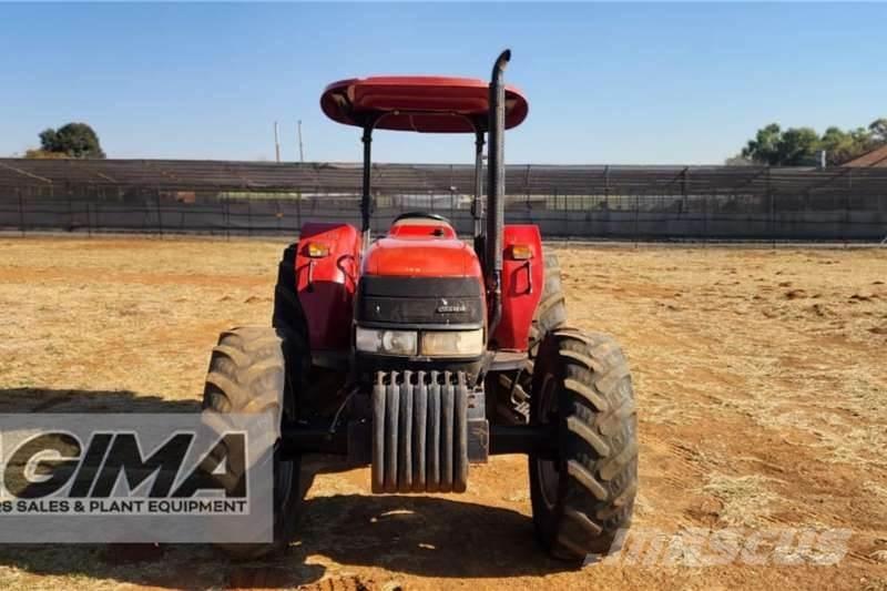 Case IH JX80 الجرارات