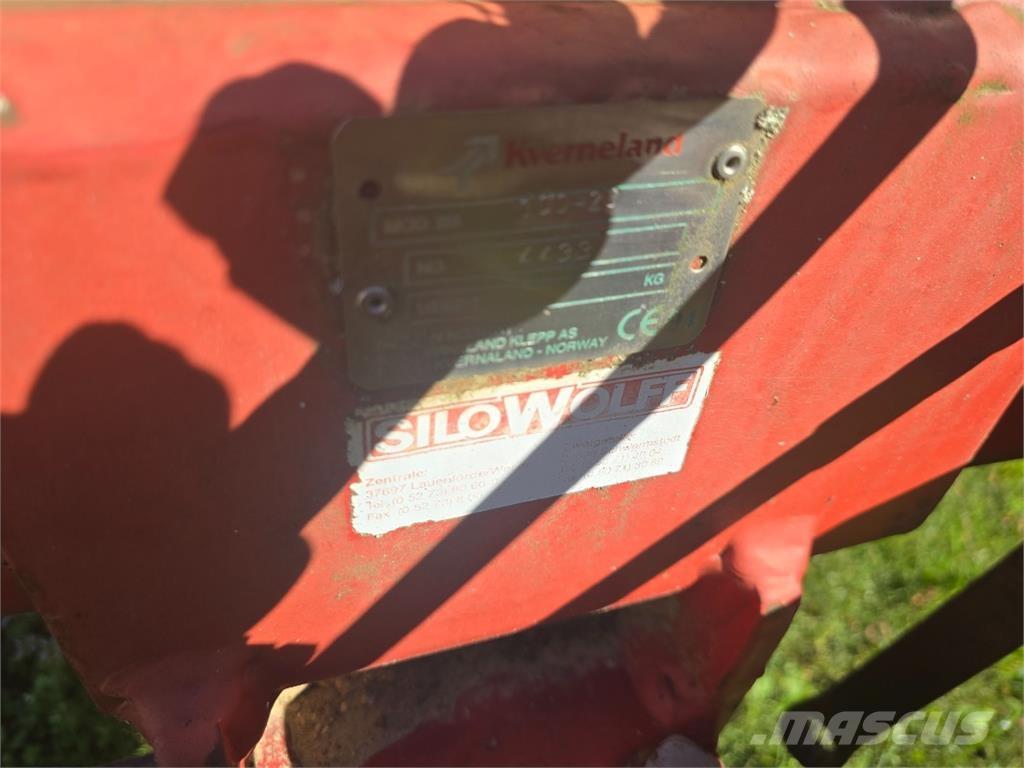 Kverneland BB 100 محاريث