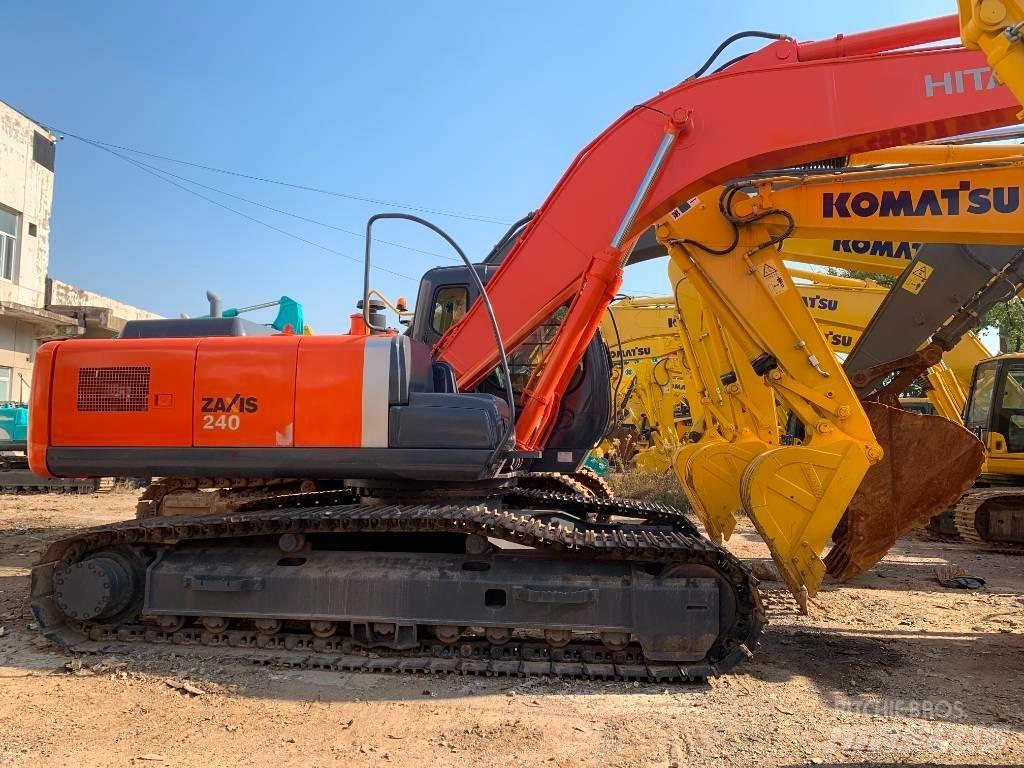 Hitachi Zaxis 240 حفارات زحافة