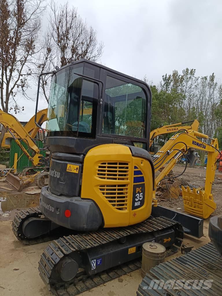 Komatsu PC 35 MR حفارات صغيرة أقل من 7 طن (حفارات صغيرة)