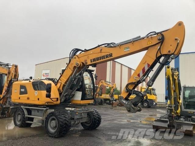 Liebherr A920 حفارات بعجل