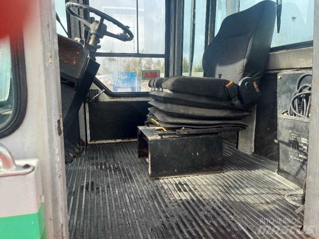 Kalmar DC 10-600 شاحنات الديزل