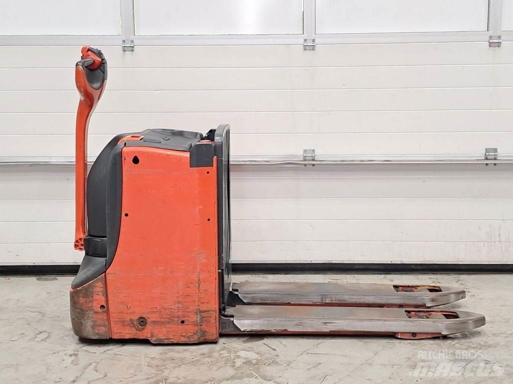 Linde T16L معدات الرفع منخفض المستوى