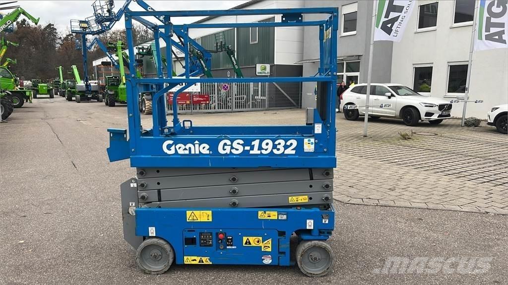 Genie GS-1932 رافعات مقصية الشكل