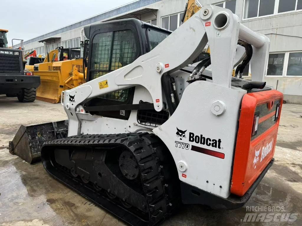 Bobcat T 770 لوادر انزلاقية التوجيه