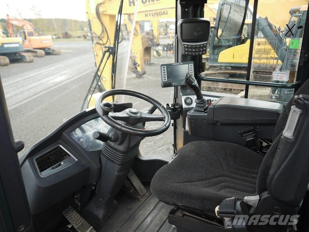 Hyundai HL955A لوادر بعجل