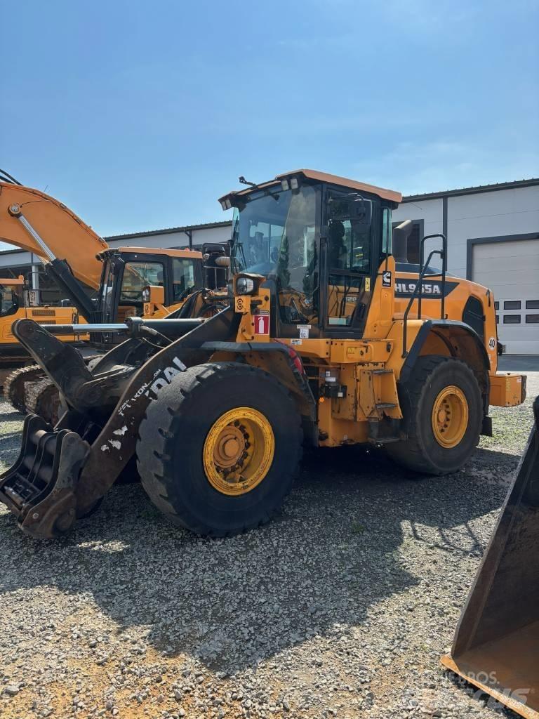 Hyundai HL955A لوادر بعجل