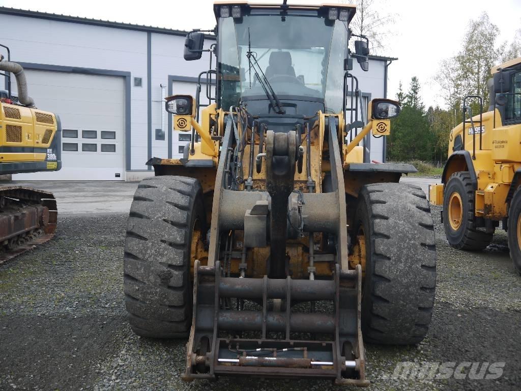 Hyundai HL955A لوادر بعجل