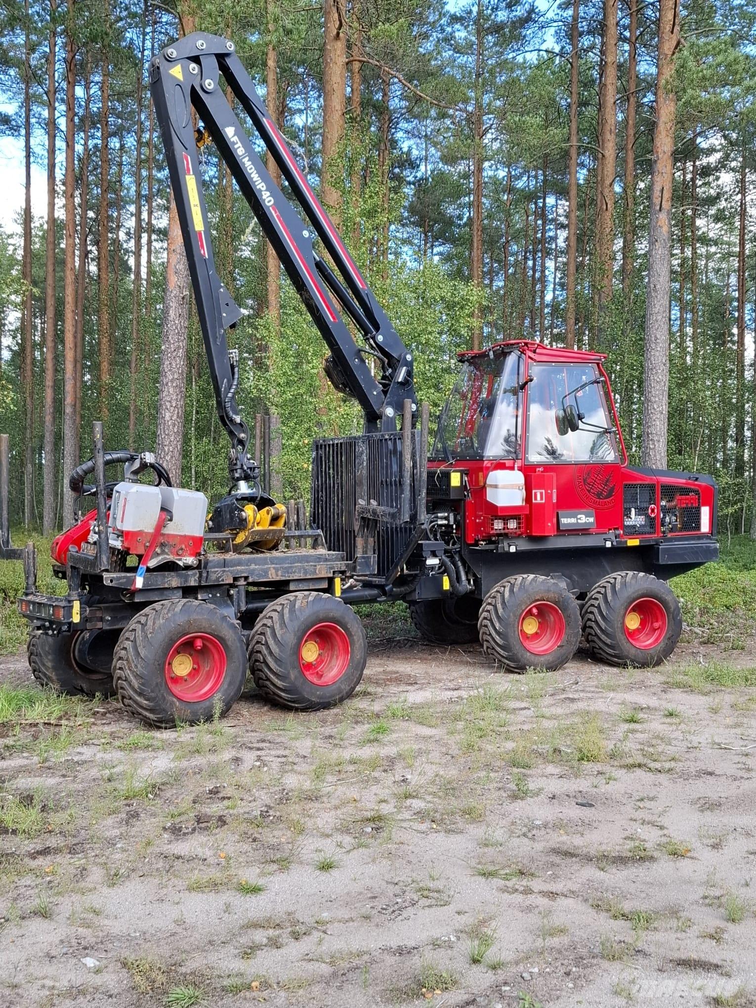Terri 3cv combi قاطعات وناقلات الأشجار