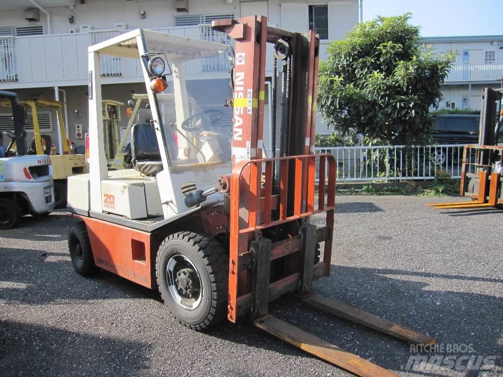 Nissan PH02A20 شاحنات ذات رافعات شوكية - أخرى