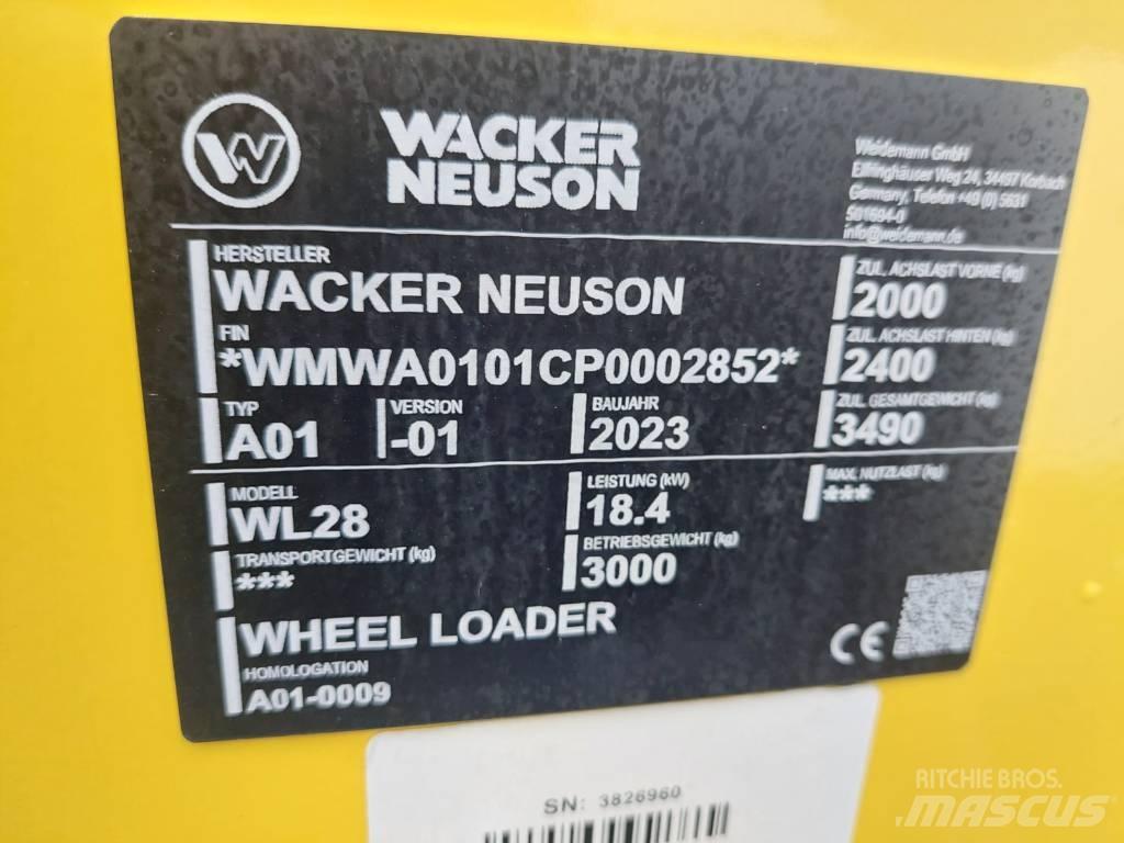 Wacker Neuson WL28 لوادر بعجل