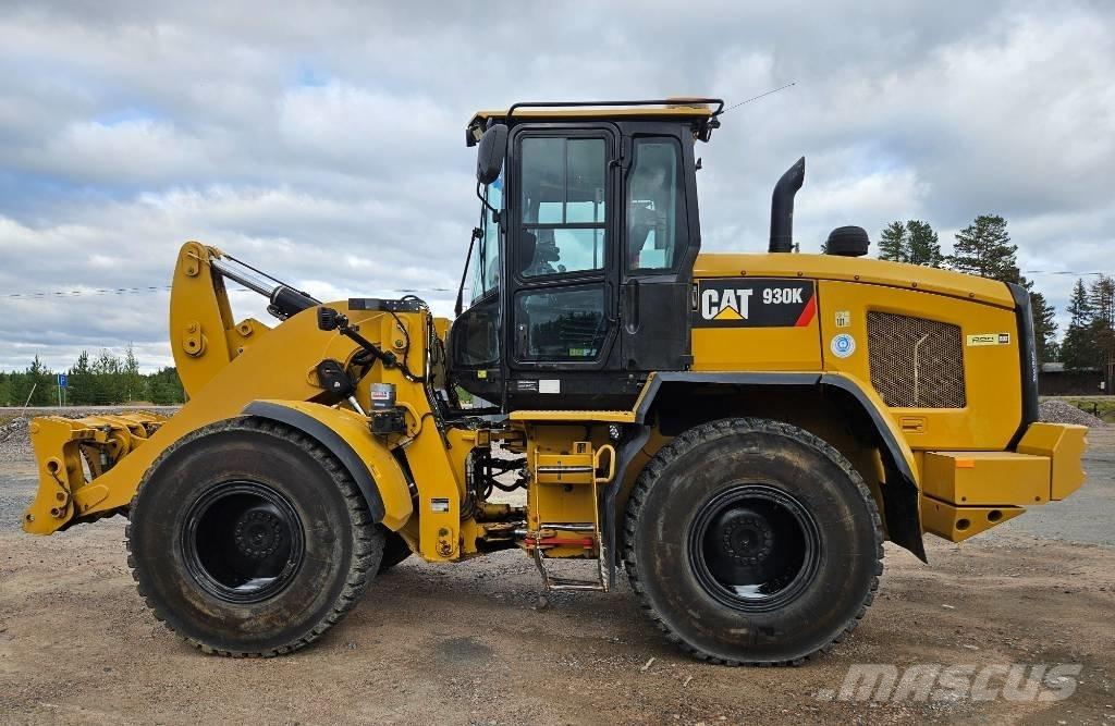 CAT 930 K لوادر بعجل