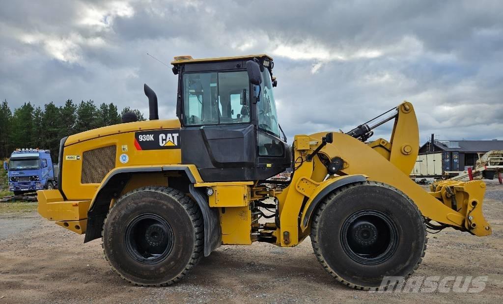 CAT 930 K لوادر بعجل