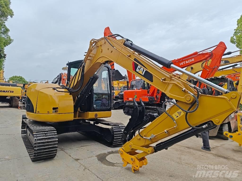 CAT 308 D حفارات زحافة