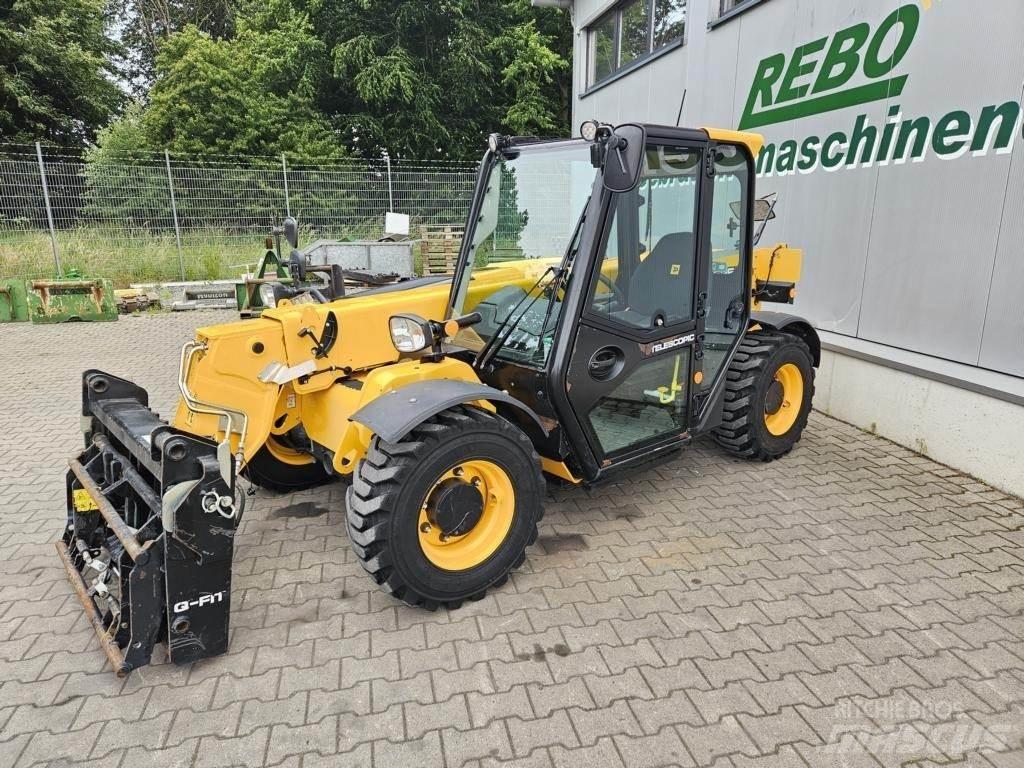 JCB 525-60 مناولات متداخلة