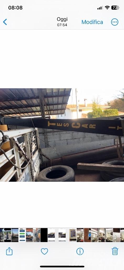 Tes Car Gru.  Gib.   T 2 رافعات صغيرة