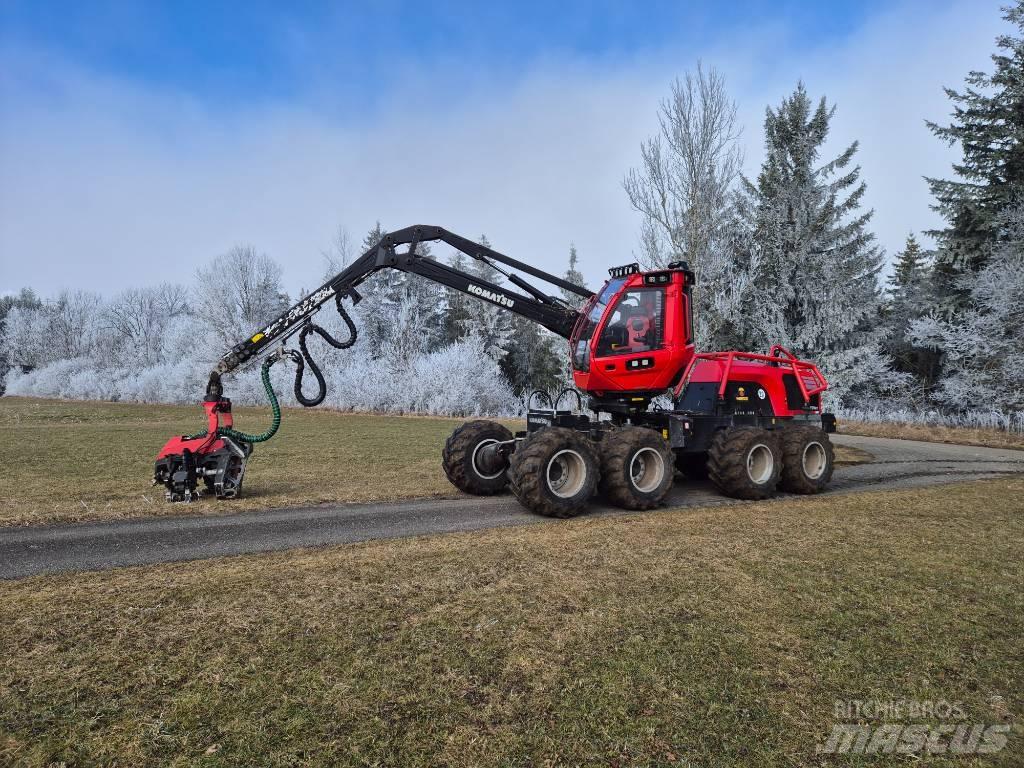 Komatsu 931 XC حصادات