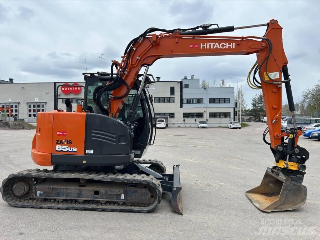 Hitachi ZX85U-6 حفارات وسط 7 طن - 12 طن