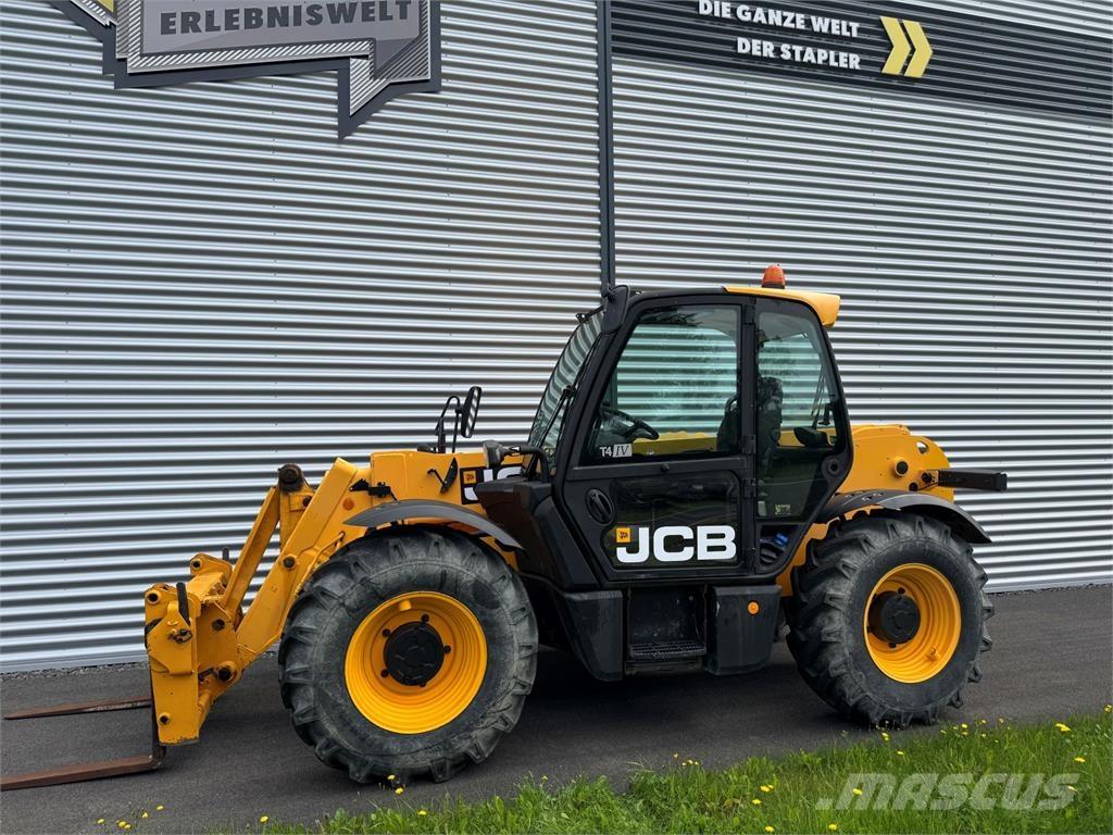 JCB 541-70 مناولات متداخلة
