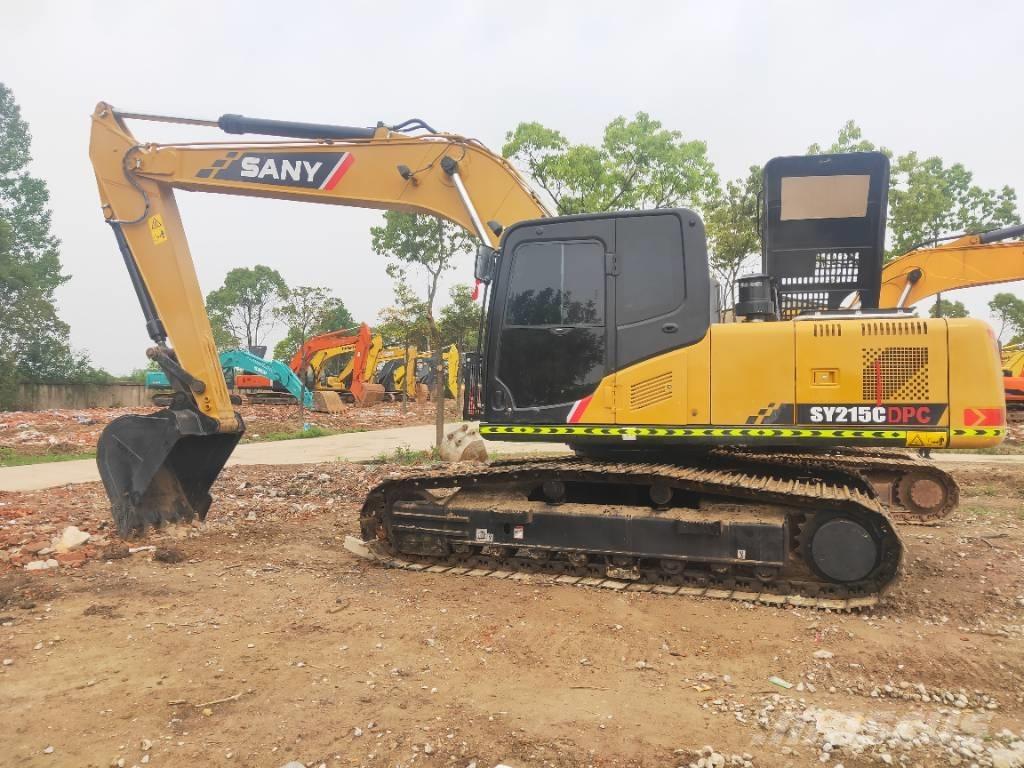 Sany SY215-9 حفارات زحافة
