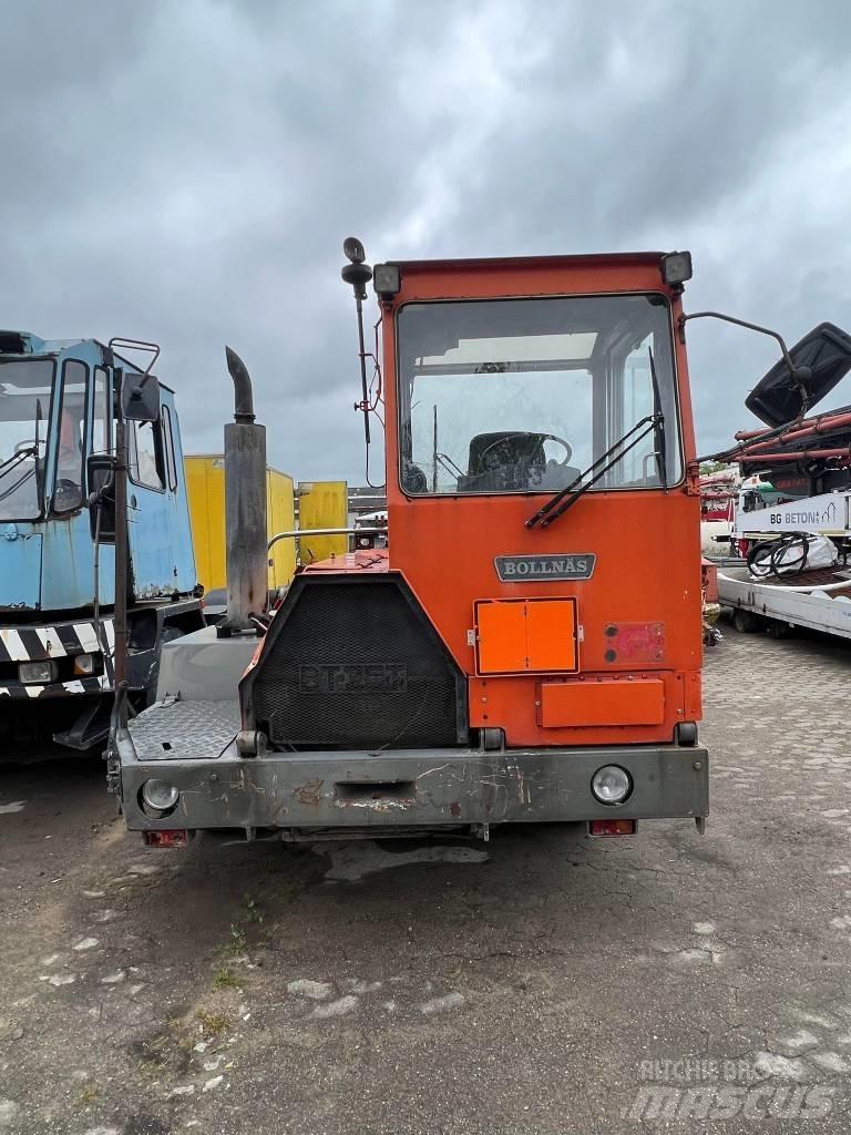 Bollnäs BT25T جرارات صالات المطارات