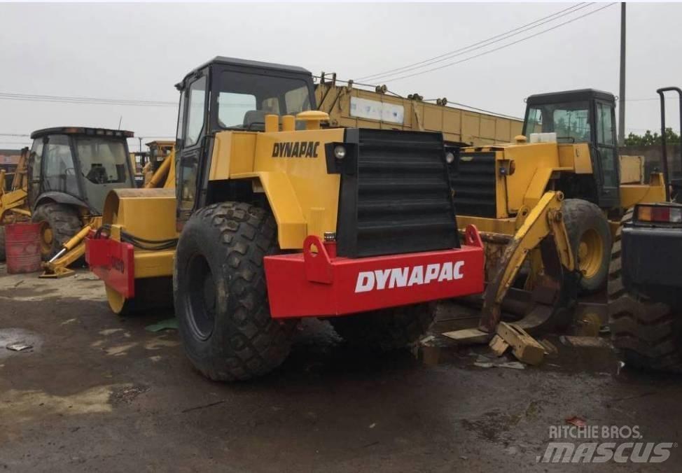 Dynapac CA 25 D مداحل أحادية الأسطوانة