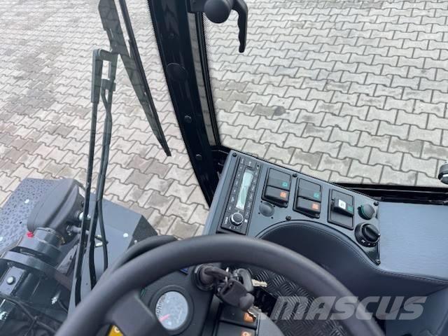 Kubota RT 260-2 لوادر بعجل