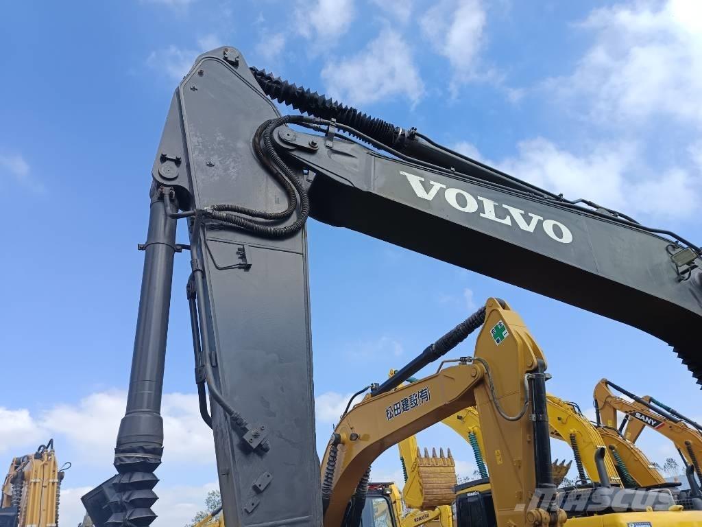 Volvo EC 210 B حفارات زحافة