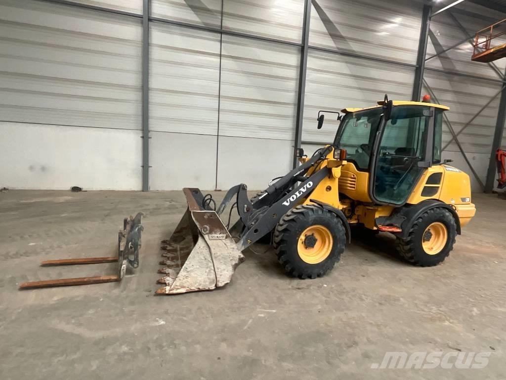 Volvo L 20 F لوادر بعجل