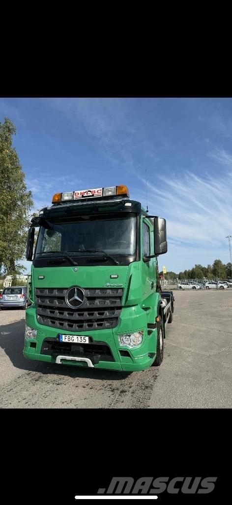 Mercedes-Benz Actros شاحنات الرافعات الخطافية