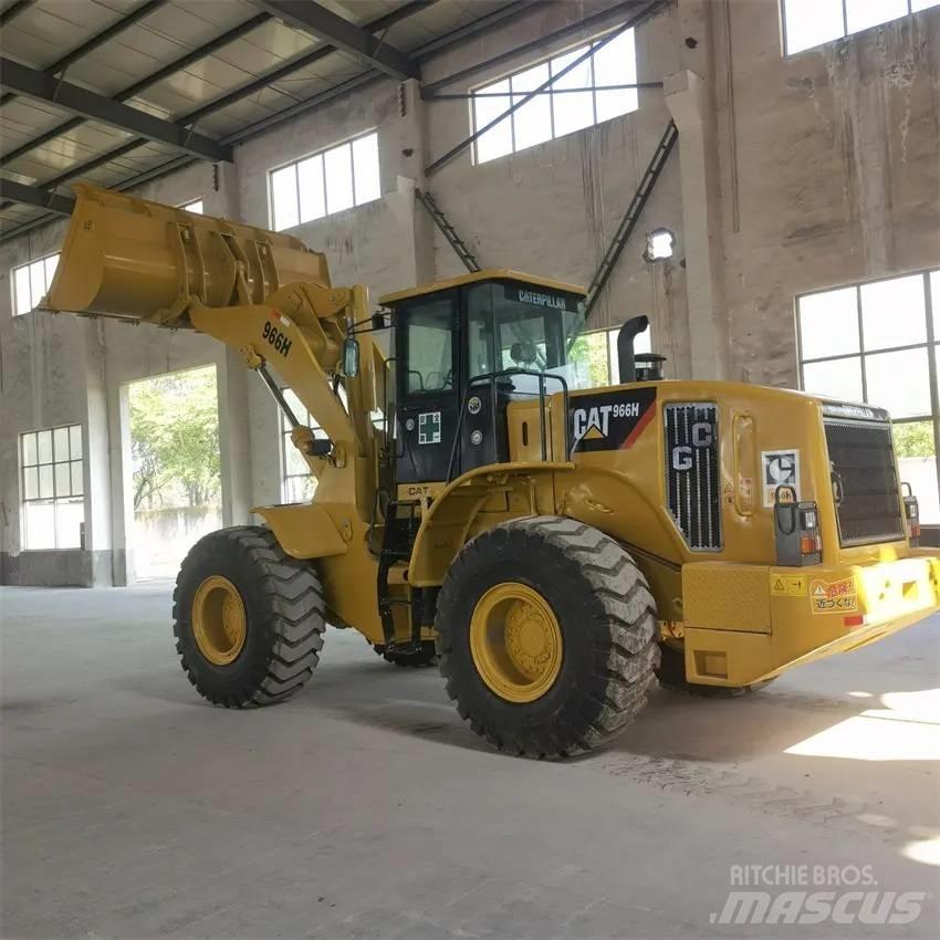 CAT 966H لوادر بعجل