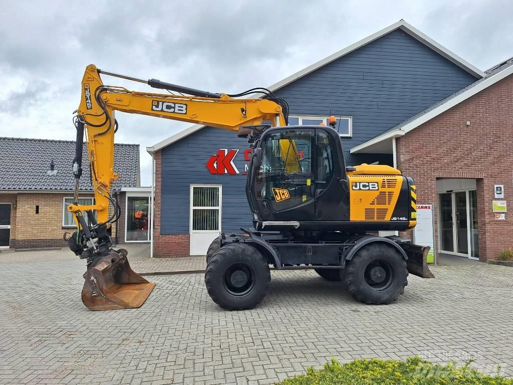 JCB JS 145 W حفارات بعجل
