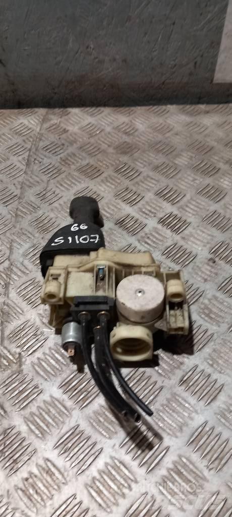 Scania R 440    1774972 كابينة والداخلية