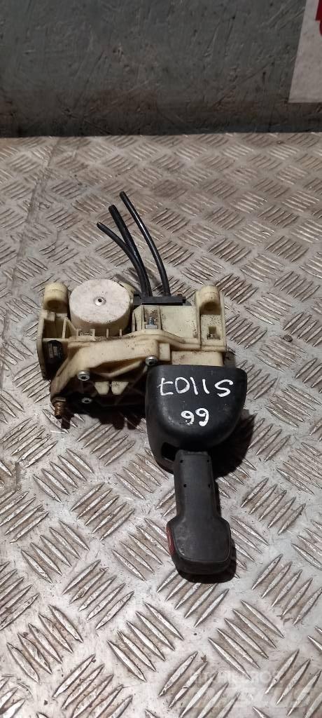 Scania R 440    1774972 كابينة والداخلية