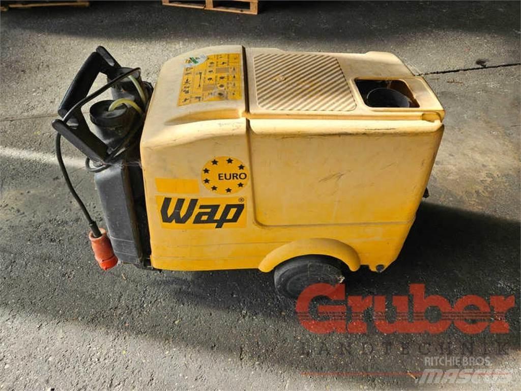  WAP DX 800 ماكينات وملحقات مواش أخرى