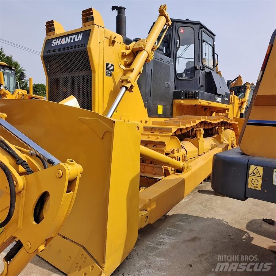 Shantui SD 32 بلدوزرات مجنزرة