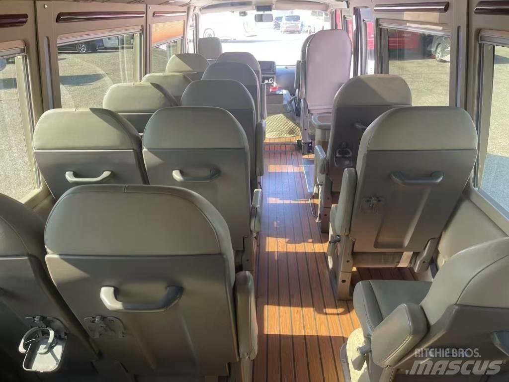 Toyota Coaster حافلة داخل المدينة