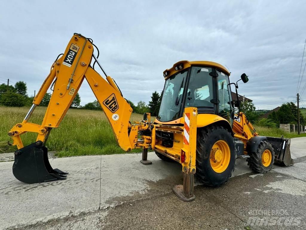 JCB 3CX لوادر ذات جرافات عكسية