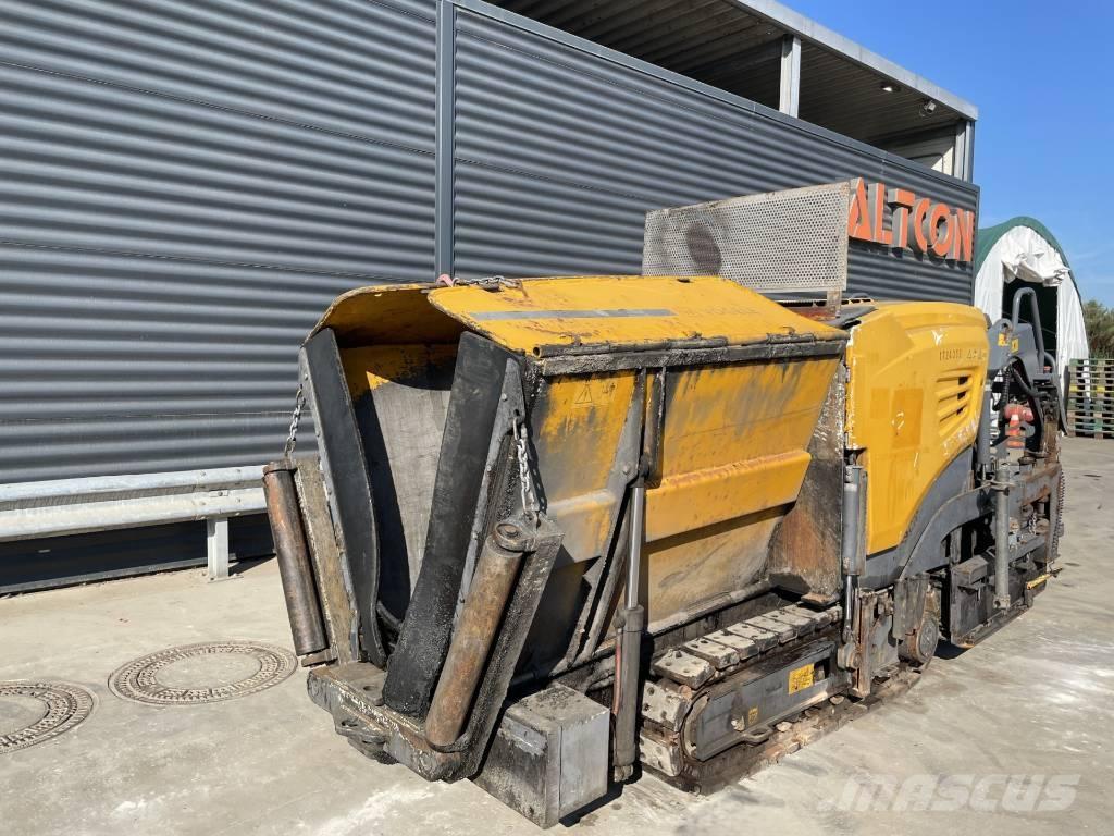 Vögele SUPER 800-3I معدات السفلتة