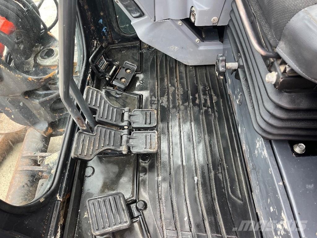 Kubota U 48-4 حفارات صغيرة أقل من 7 طن (حفارات صغيرة)