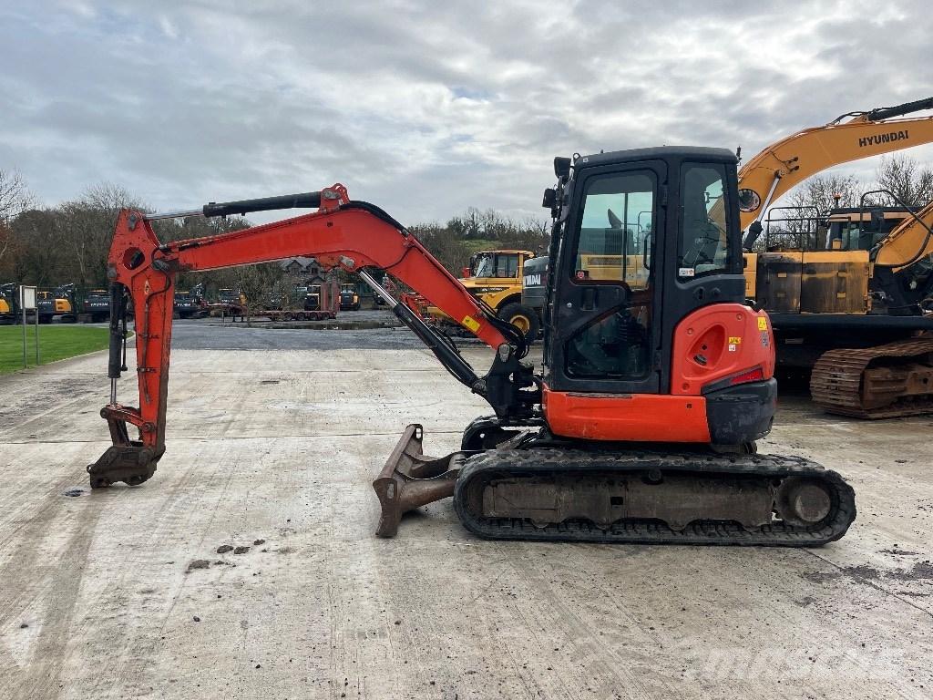 Kubota U 48-4 حفارات صغيرة أقل من 7 طن (حفارات صغيرة)