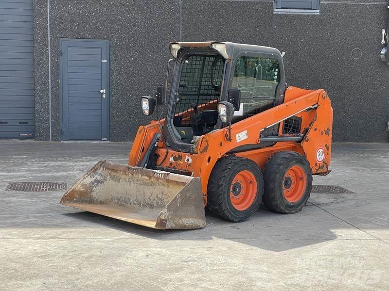 Bobcat S 450 لوادر بعجل