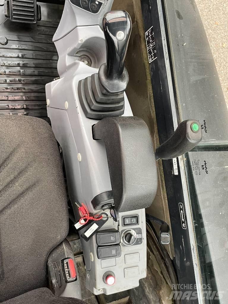 Kubota KX 027-4 حفارات صغيرة أقل من 7 طن (حفارات صغيرة)