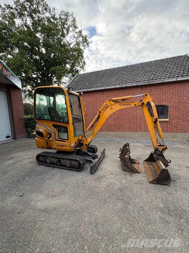 Kubota KX 019-4 حفارات صغيرة أقل من 7 طن (حفارات صغيرة)