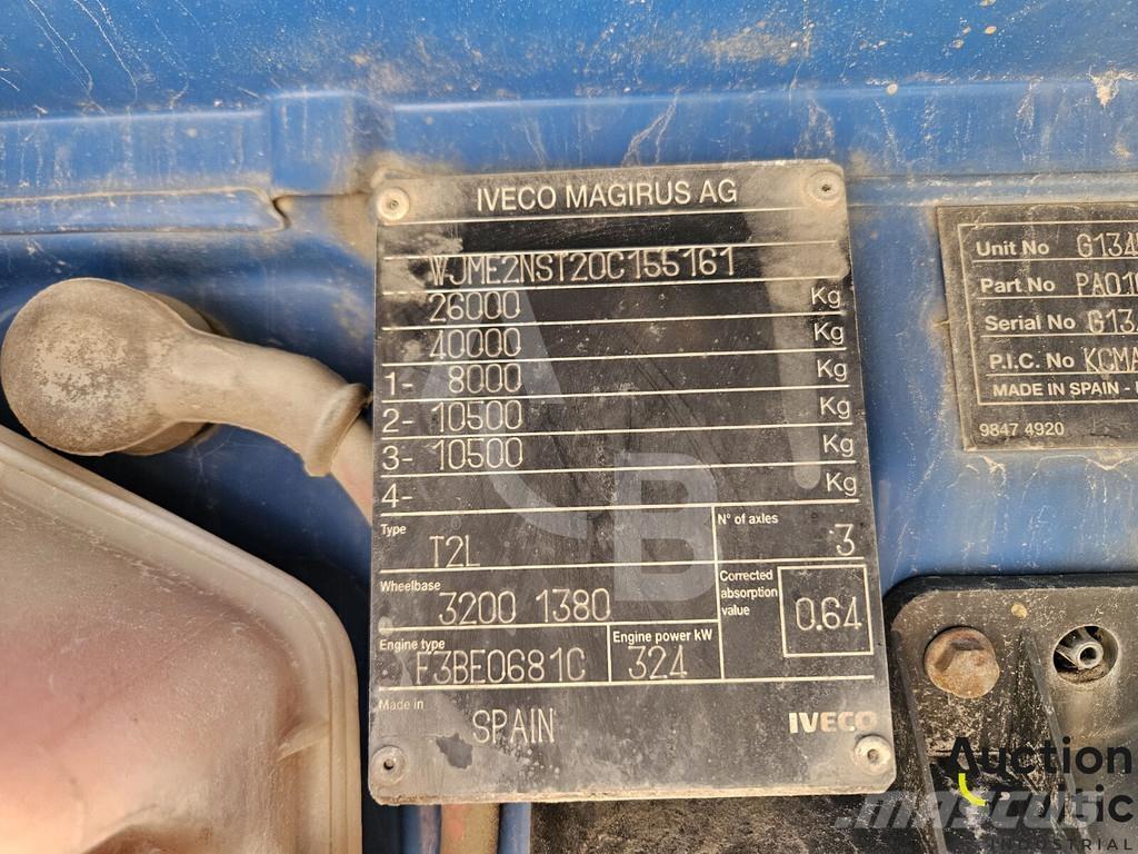 Iveco 260E44 شاحنات قلابة