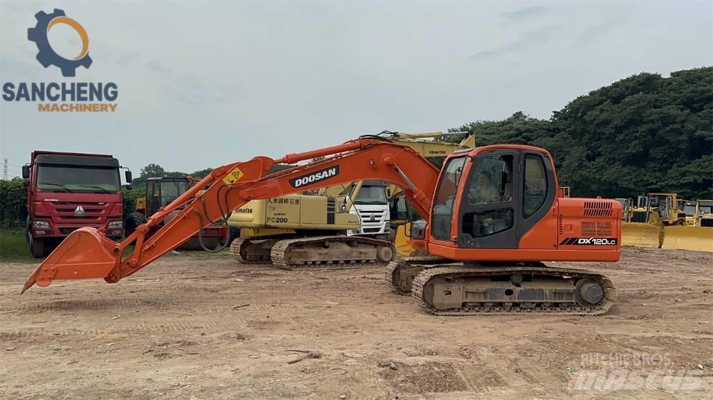 Doosan DX 120 حفارات وسط 7 طن - 12 طن